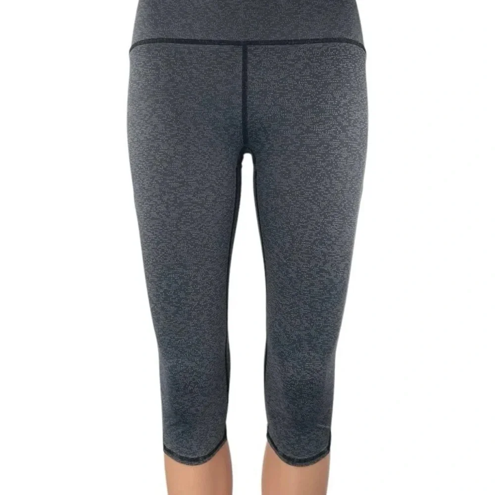 Lululemon Athletica Women's Wunder Under Crop Leggings in Heathered Gray Size 4